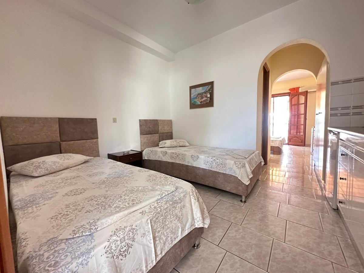 The Flower Apartments Toroni Exterior photo